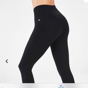 Fabletics High-Waisted Powerhold Capri
